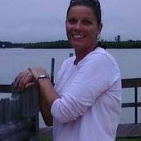 Meet your Posher, Leslie - Picture 1 of 1